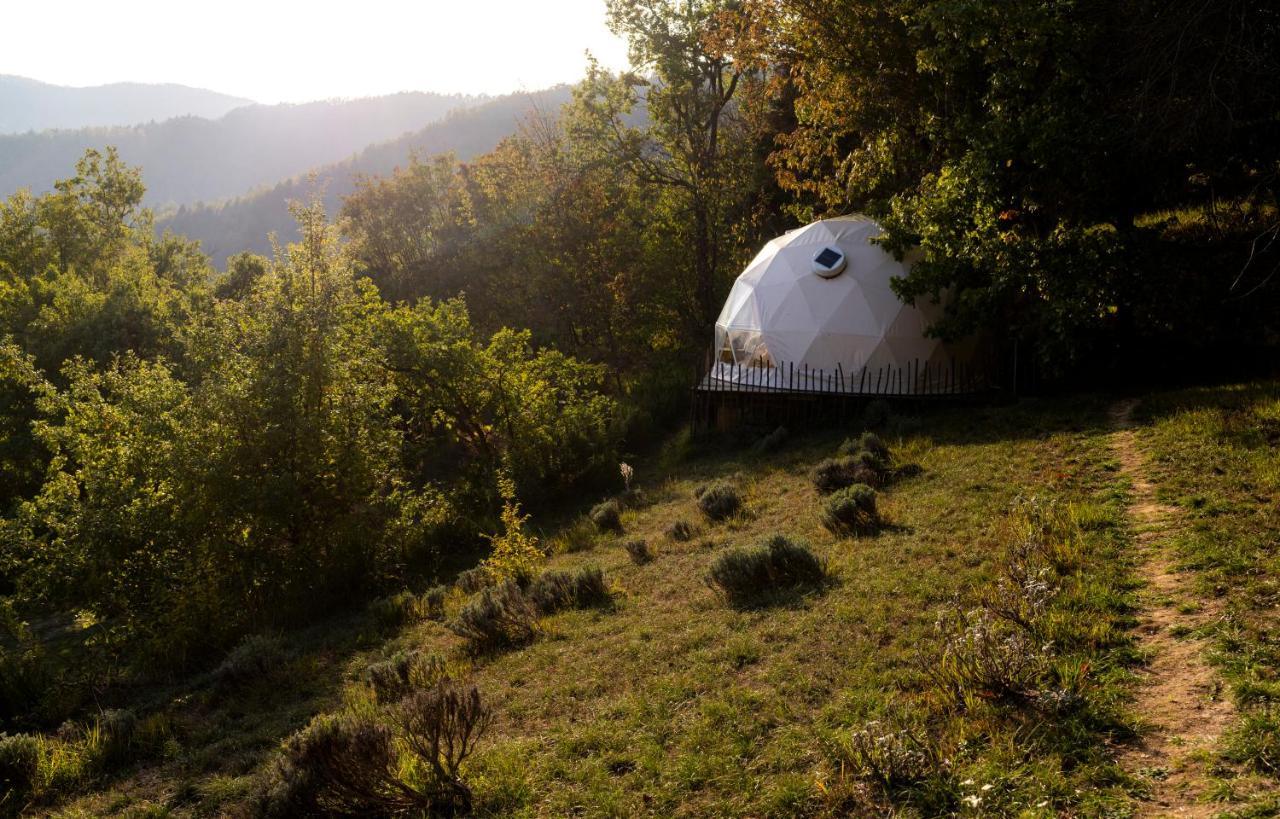 Gaia'S Spheres Gorzegno 外观 照片